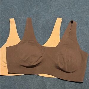 2 Knix luxe lift seamleas pullover no wire bras size M
